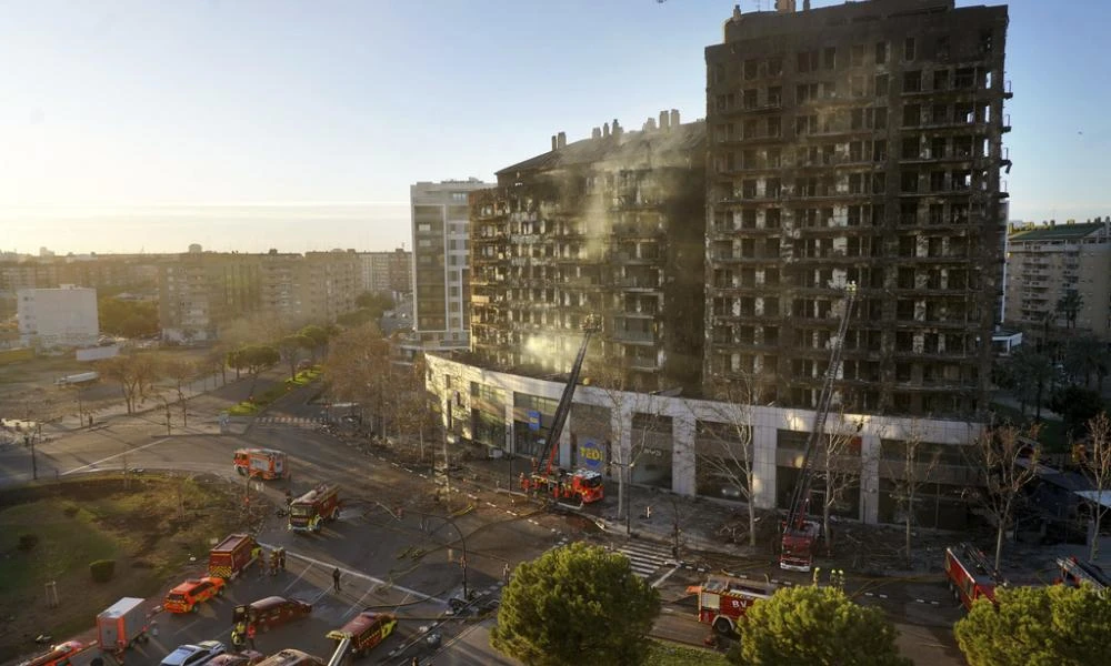 Βαλένθια: Βρέθηκε και δέκατος νεκρός στο συγκρότημα διαμερισμάτων